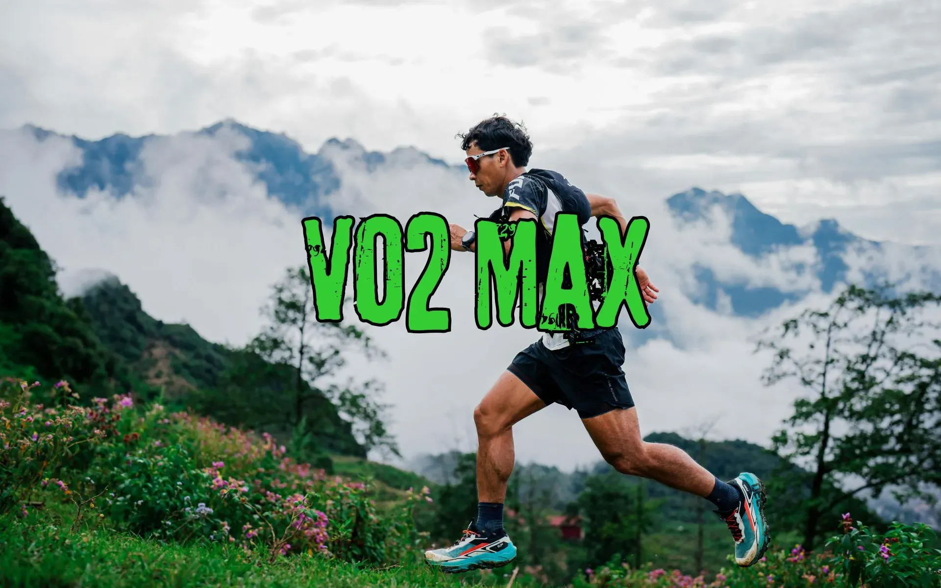 Corredor en la montaña con el texto VO2 MAX